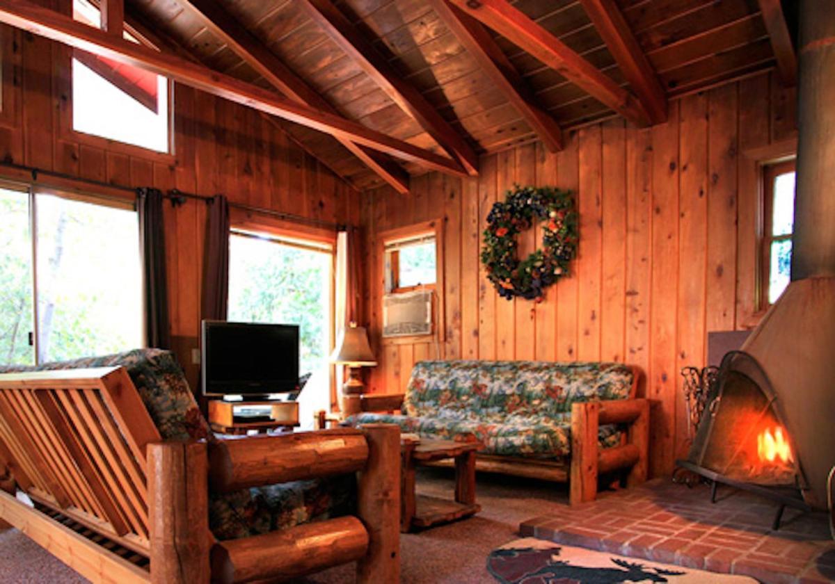 Silver Pines Lodge アイディルワイルド エクステリア 写真