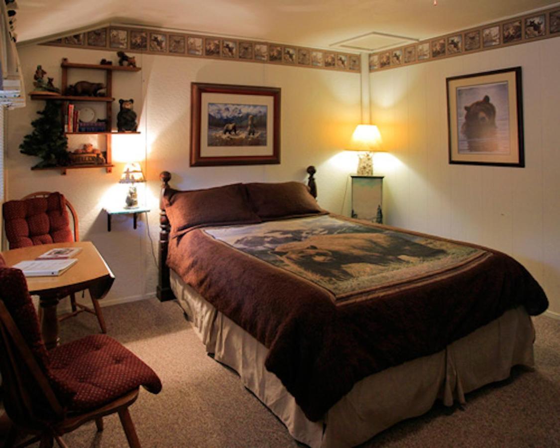 Silver Pines Lodge アイディルワイルド エクステリア 写真