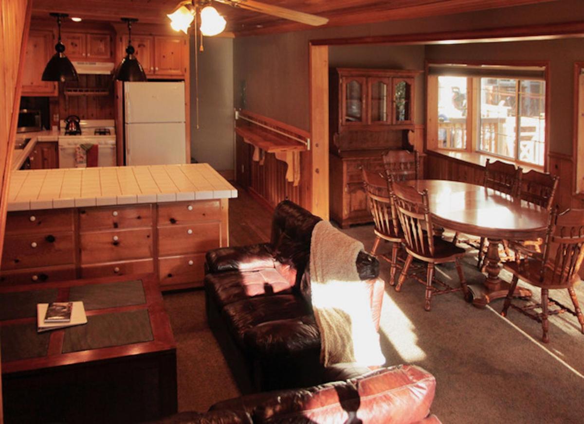 Silver Pines Lodge アイディルワイルド エクステリア 写真