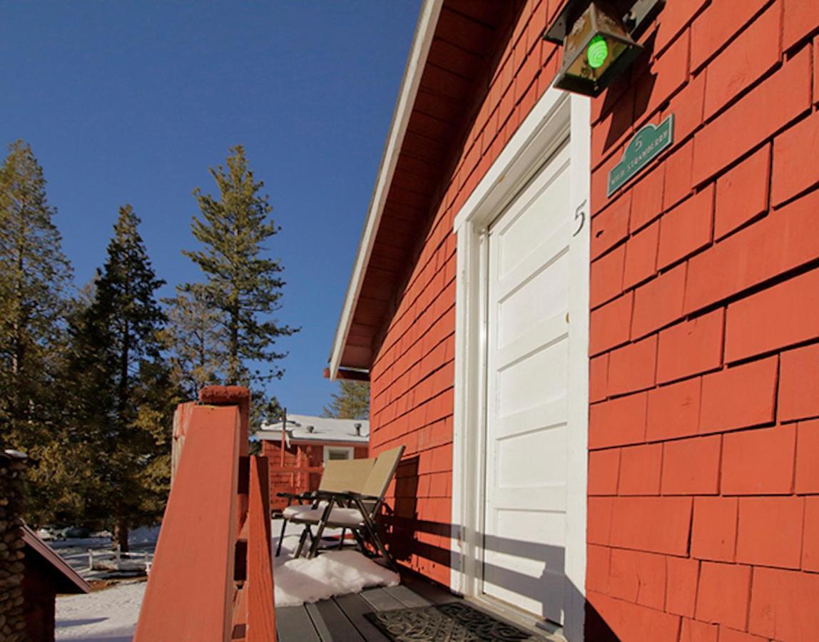 Silver Pines Lodge アイディルワイルド エクステリア 写真
