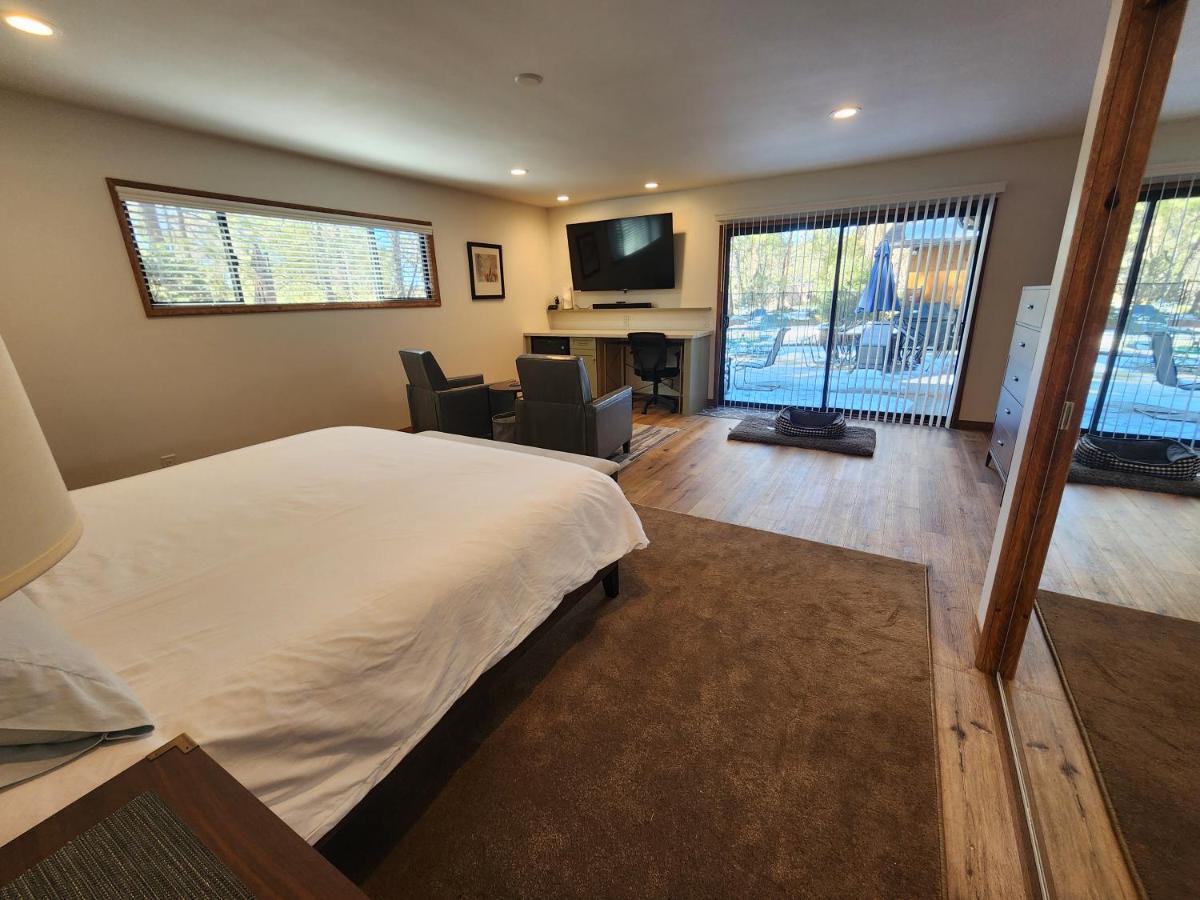 Silver Pines Lodge アイディルワイルド エクステリア 写真