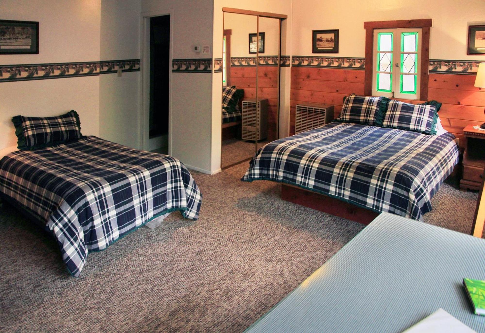 Silver Pines Lodge アイディルワイルド エクステリア 写真